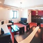 Center Galeria דירה *